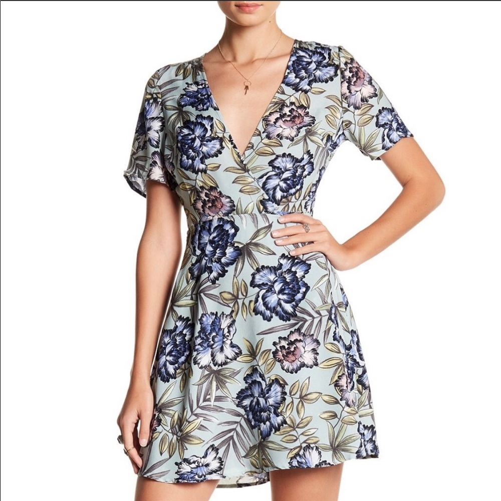 Lush Nordstrom | Mint Floral Wrap Dress | Size: L